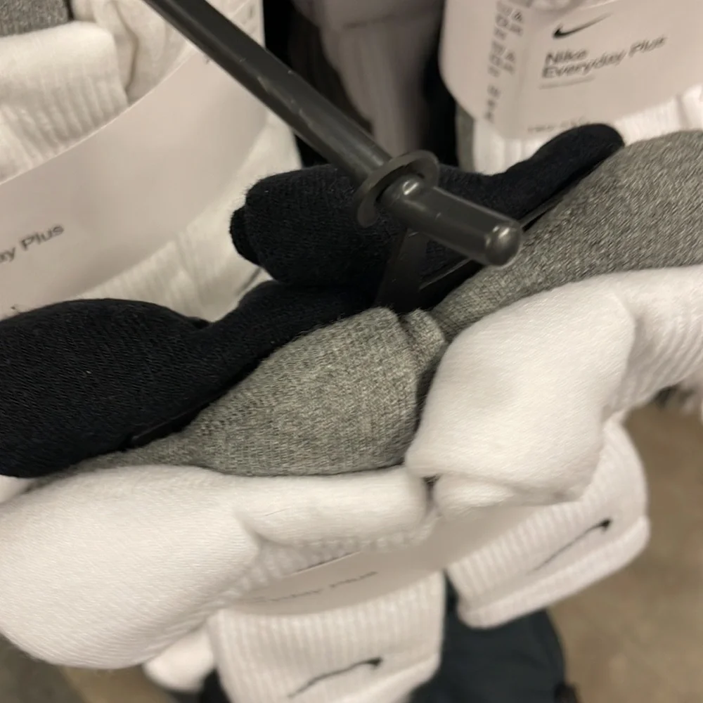 NIKE  Training Crew Socks (6 Pairs) Nike Everyday Cushioned  NWT